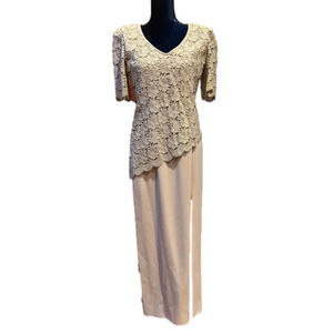Cattiva New York Dress Embroidered Bodice cream / gold Sz 8